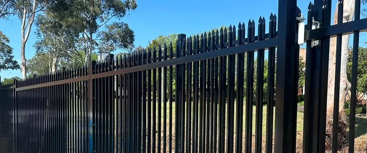 confident security fence